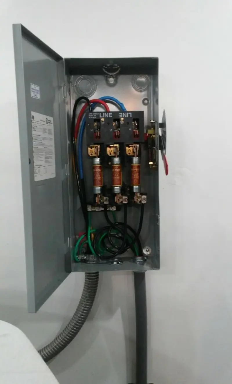 Three-phase disconnect switch installed for Electrical Wiring & Rewiring in Itasca